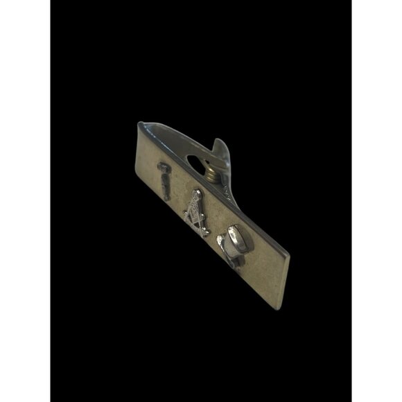 Men's Silver Tone Freemason Masonic Hat and Gavel Tie Clip Vintage - Picture 3 of 6